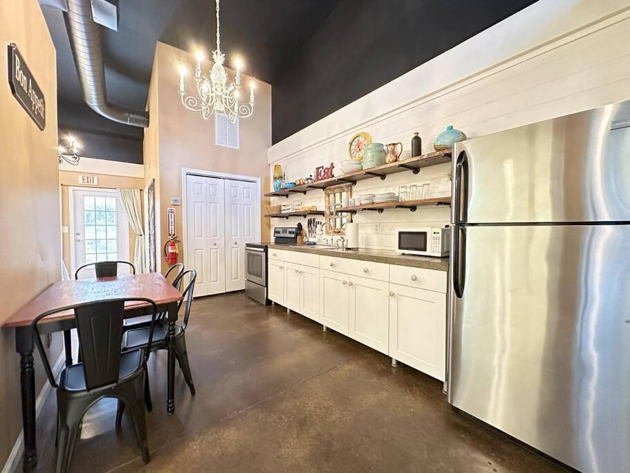 Apartamento Haven At Hazel~Downtown Loft Demorest Exterior foto
